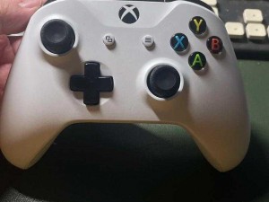 Xbox One 家庭娱乐的理想之选，免费看电影、玩游戏、听音乐