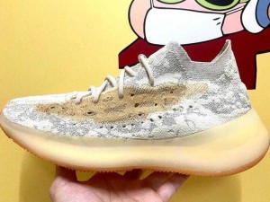 yeezy380 蜜桃粉和白色，独特配色，上脚超好看，你值得拥有