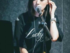 火遍全球的 19 岁白人女 rapper，她的音乐让你心跳加速