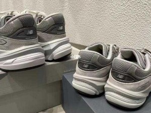 New Balance 990v6 美版和亚洲版的区别