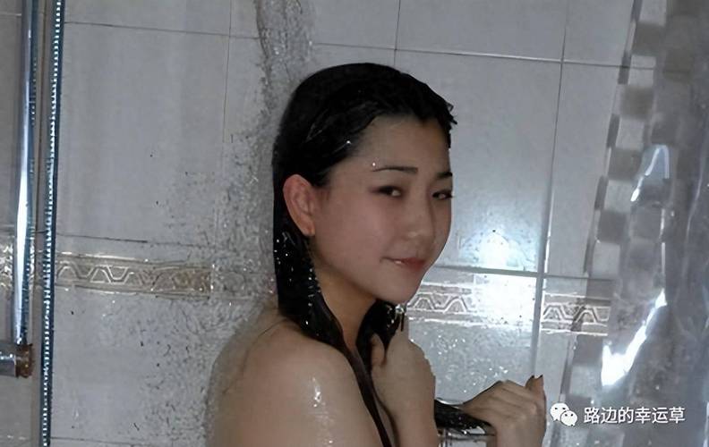 最新艳照门:揭示明星私密生活的震撼之作